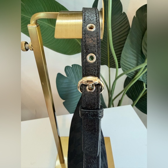 Gucci ‘Boat Pochette Mini Shoulder Bag’ - Picture 9 of 9